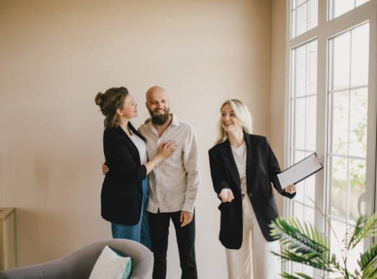 Le régime LMNP s’adresse aux particuliers qui louent un logement meublé. Ainsi, il ne s'agit pas d'une activité professionnelle.