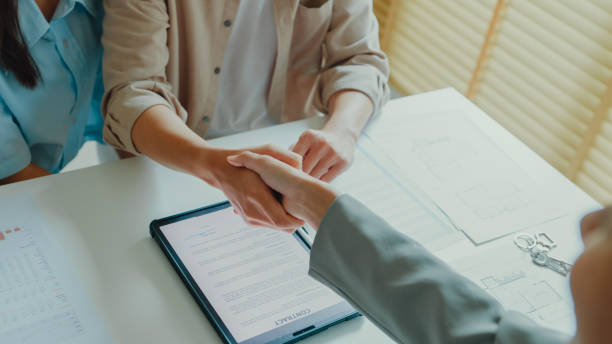 La plus-value immobilière représente le gain réalisé lors de la vente d’un bien immobilier. En effet, elle correspond à la différence