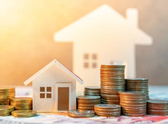 Tout d’abord, un expert-comptable reste un interlocuteur clé pour optimiser la fiscalité immobilière. En effet, il maîtrise les règles