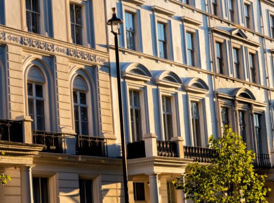 La location meublée touristique permet d’accéder au régime micro-BIC, qui offre une réduction d’impôt. En effet,