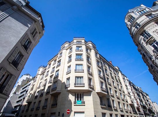 Faire appel à une conciergerie pour location meublée touristique est une solution pratique. En effet, cette structure