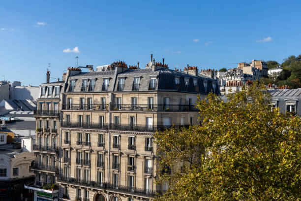 La location meublée touristique concerne un bien loué pour de courtes durées à des voyageurs. Cela concerne souvent des résidences